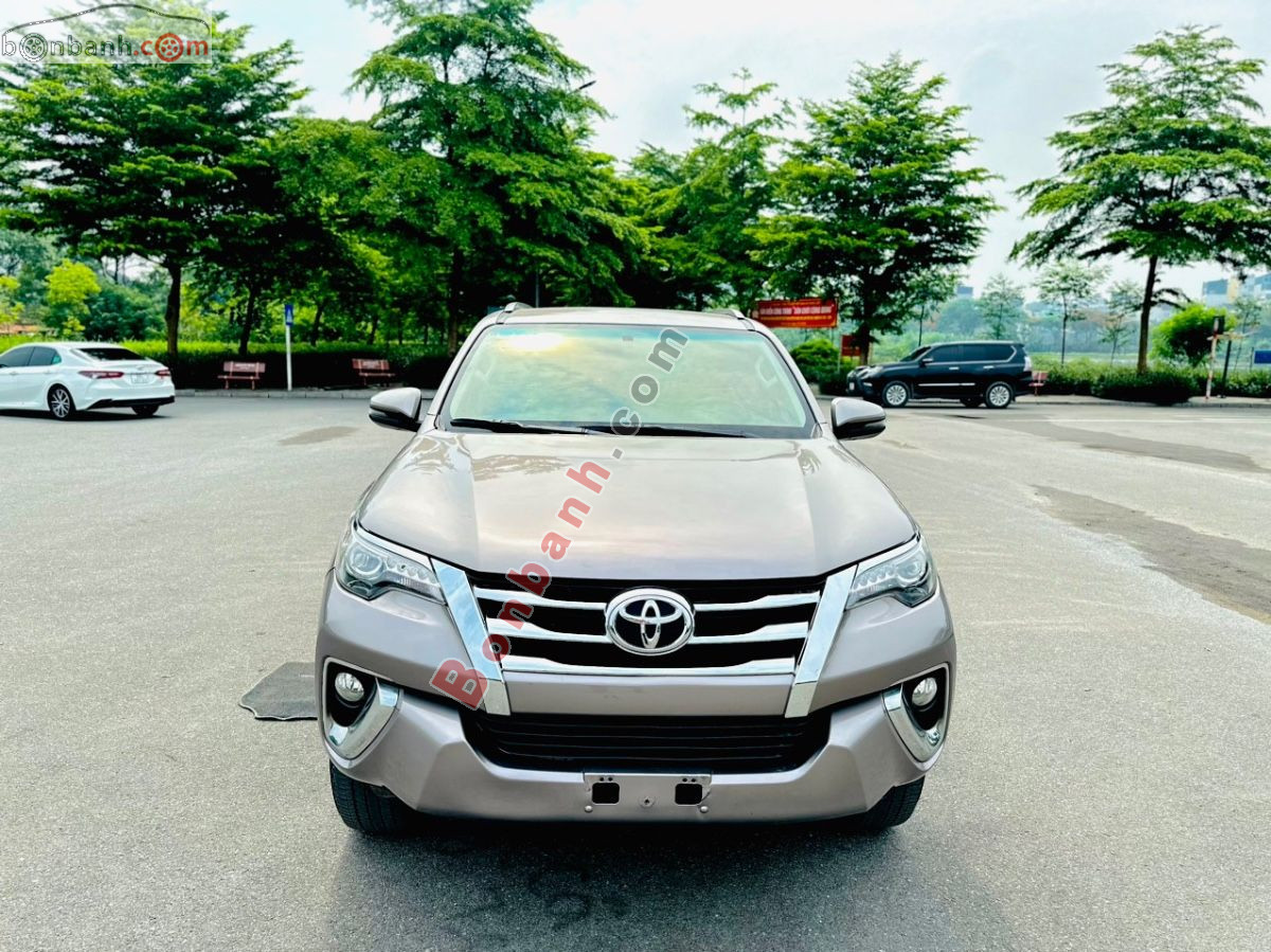 Toyota Fortuner 2.8V 4x4 AT