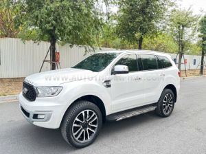 Xe Ford Everest Titanium 2.0L 4x4 AT 2019