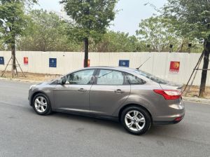 Xe Ford Focus Trend 1.6 AT 2014