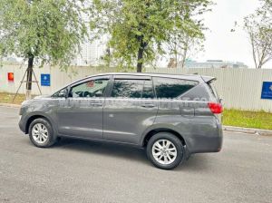 Xe Toyota Innova 2.0E 2016