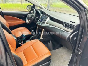 Xe Toyota Innova 2.0E 2016