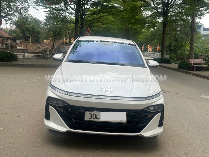 Hyundai Accent Cao cấp 1.5 AT 2024