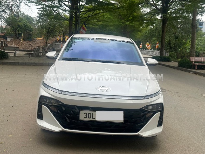 Hyundai Accent Cao cấp 1.5 AT 2024