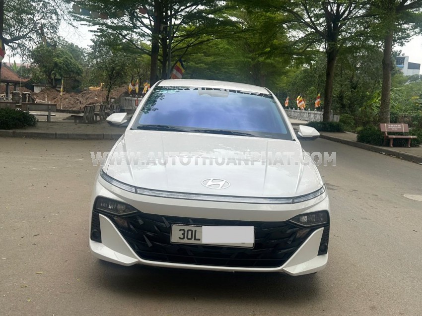 Hyundai Accent Cao cấp 1.5 AT 2024