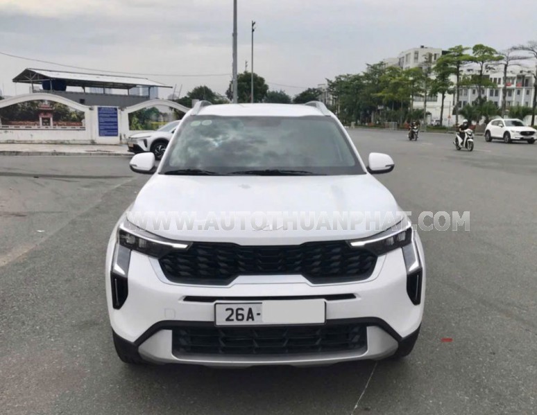 Kia Sonet Luxury 1.5 AT