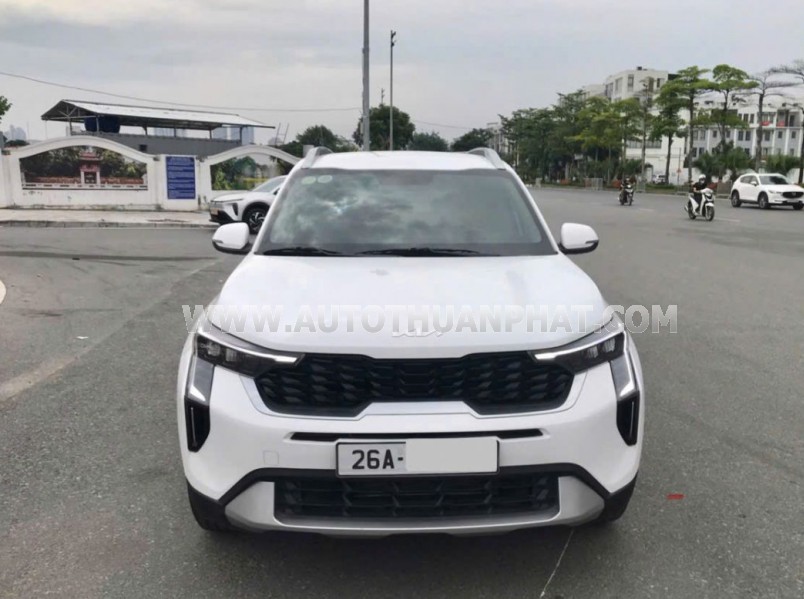 Kia Sonet Luxury 1.5 AT
