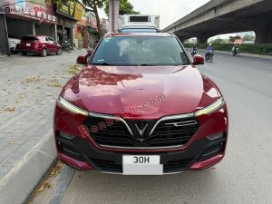 Xe VinFast Lux SA 2.0 Plus 2.0 AT 2021